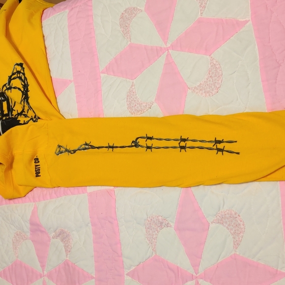 Post Malone Tour Long Sleeve - Picture 3 of 4